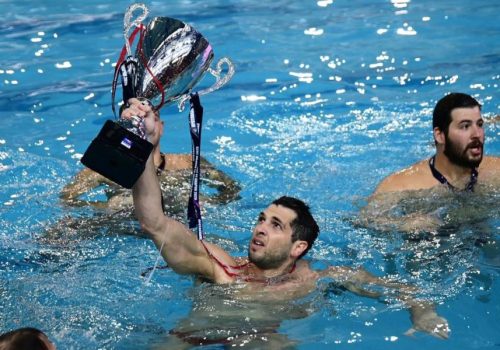 Συνηθισμένοι στην υπερκούπωση!